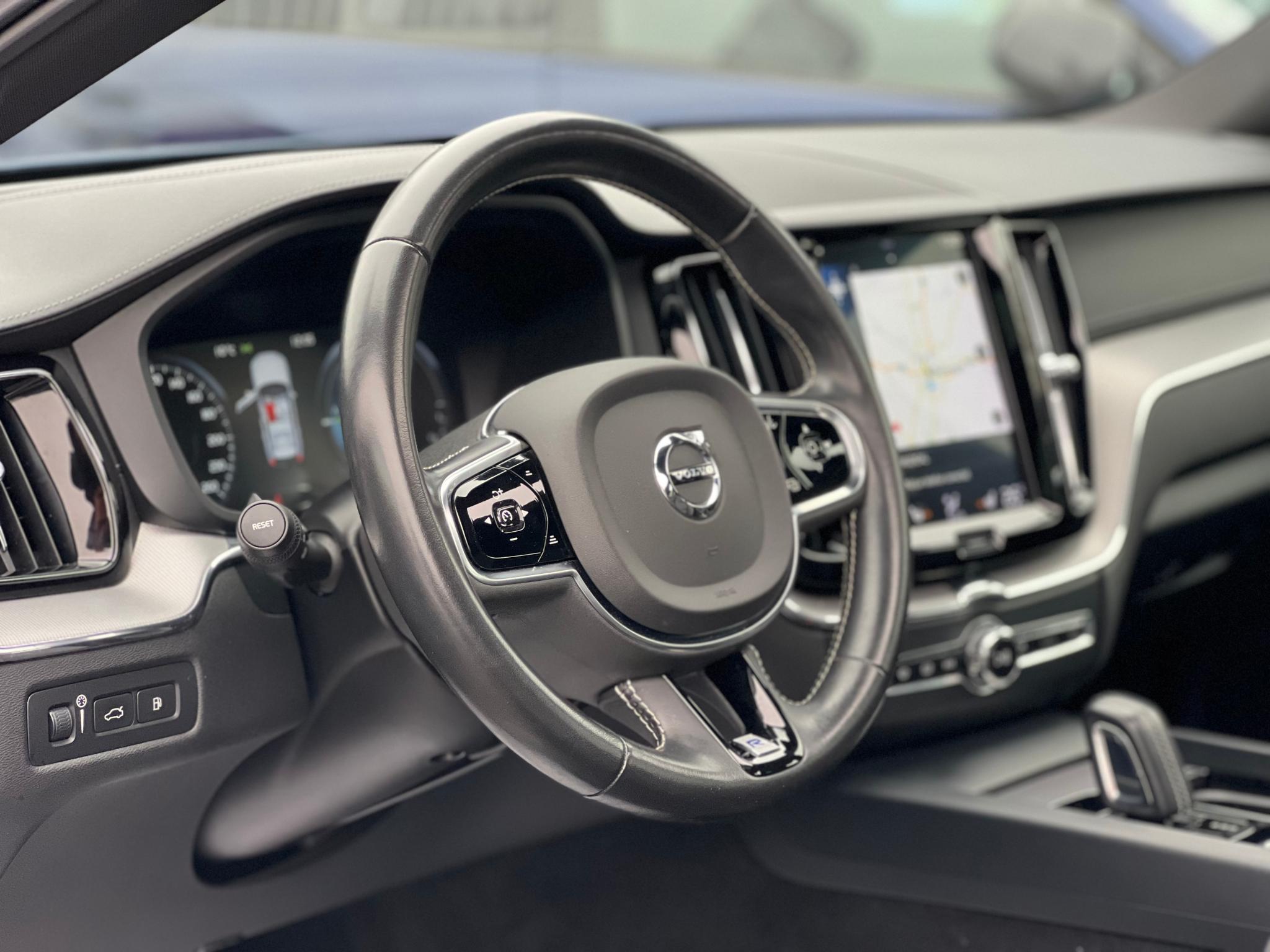Volvo XC60 2020 T8 Twin Engine AWD R-Design - foto 9