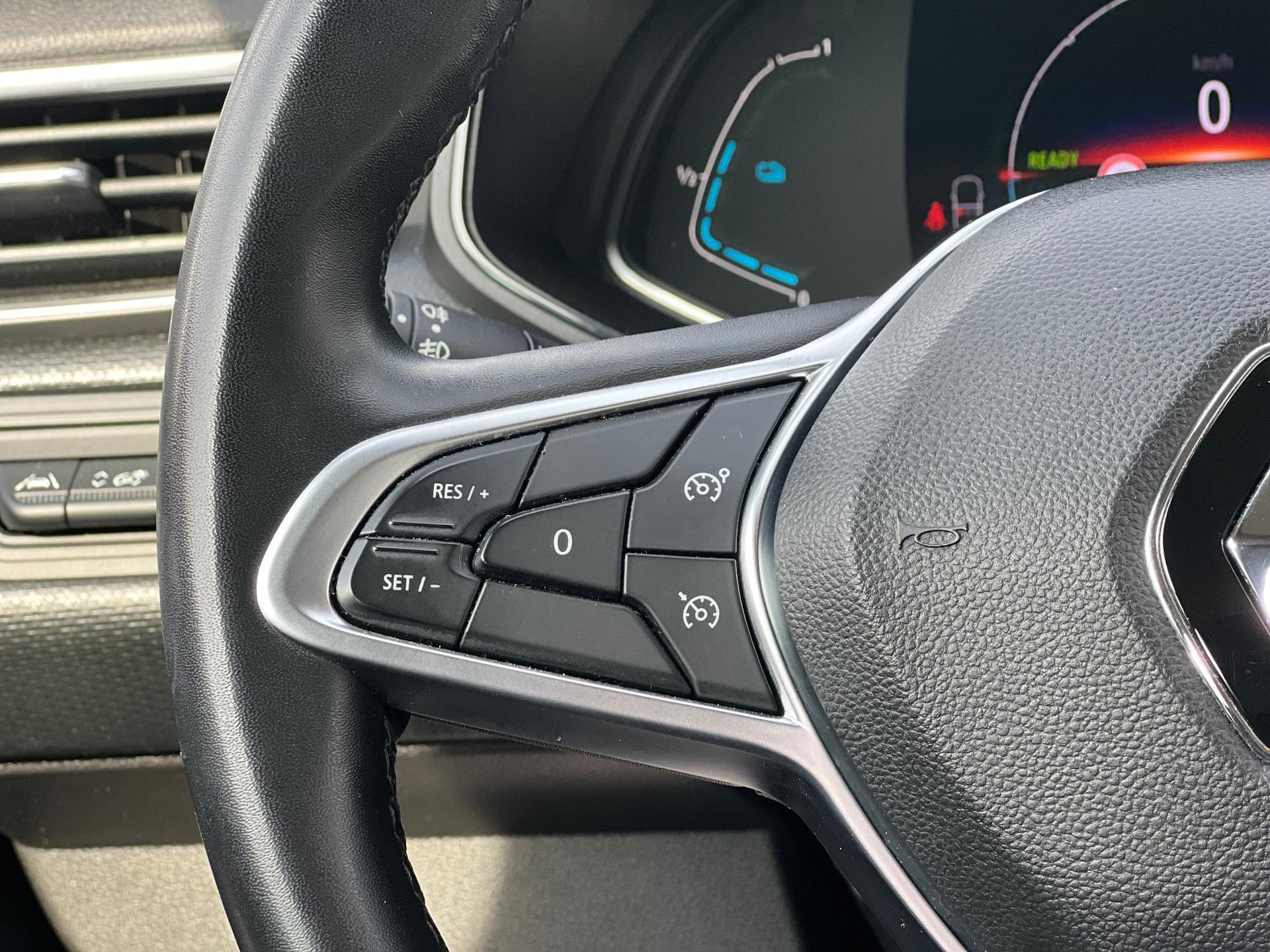 Renault Clio 1.6 E-TECH HYBRID 145 CP - foto 21