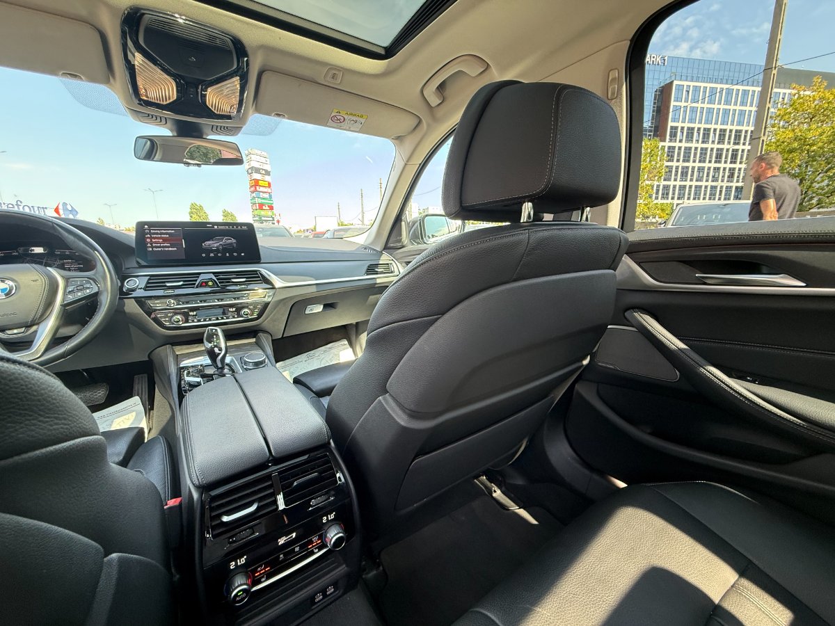 BMW Seria 5 2023 530d xDrive AT MHEV - foto 17
