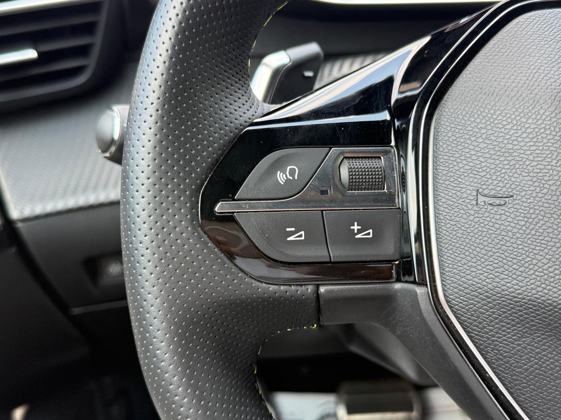 Peugeot 2008 2023 - foto 9