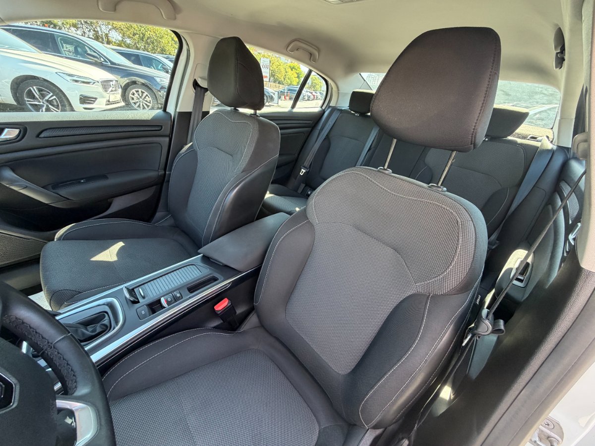 Renault Megane 2023 TCe 140 GPF Zen - foto 12