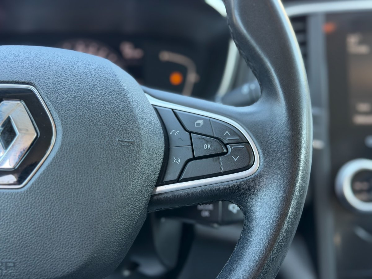 Renault Megane 2023 TCe 140 GPF Zen - foto 17