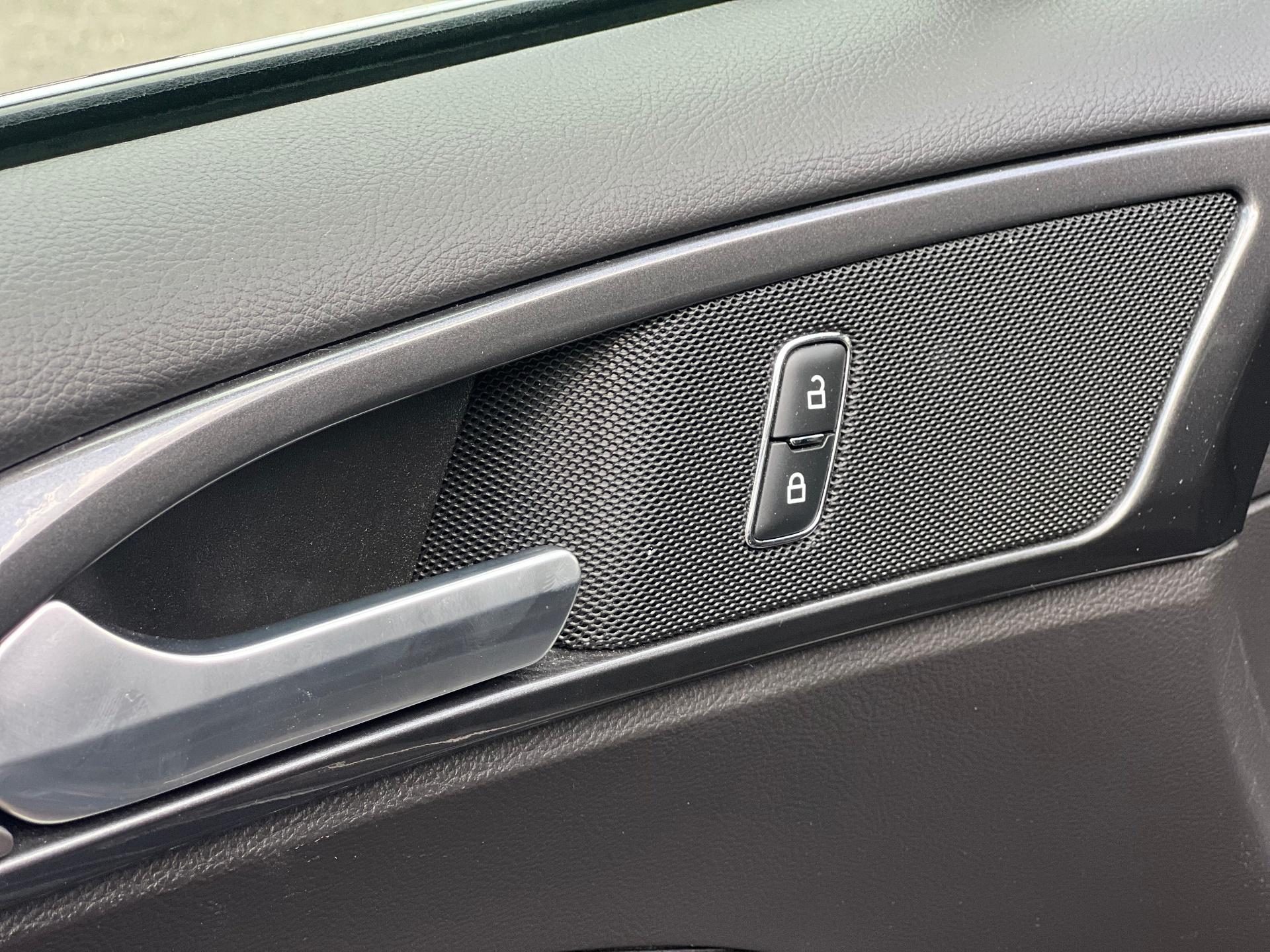 Ford Mondeo 2022 2.0 HEV Titanium - foto 11