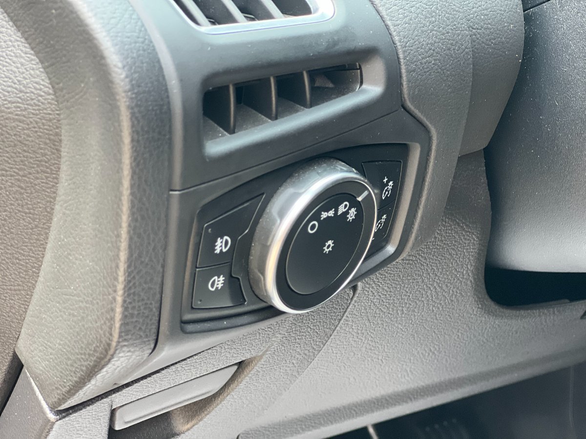 Ford Focus 2018 - foto 9