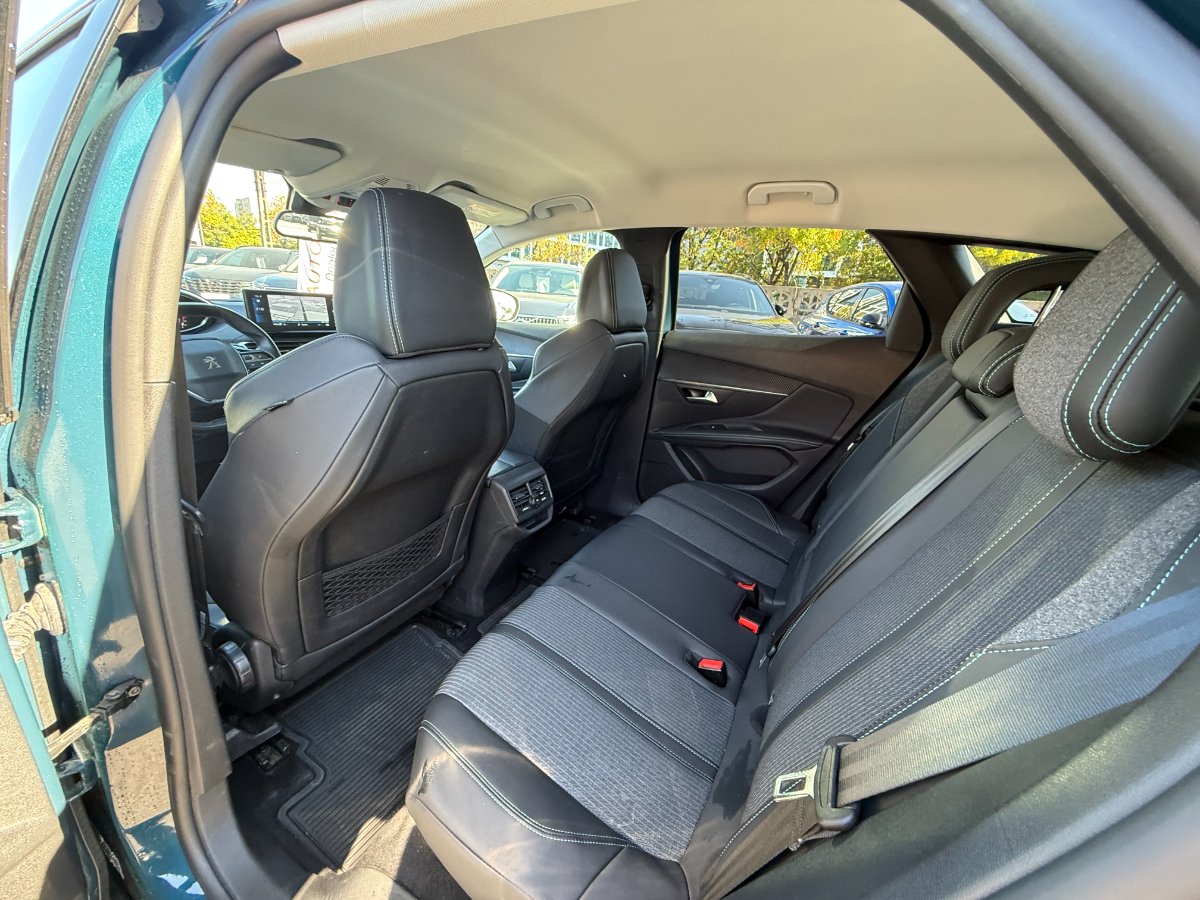 Peugeot 3008 2022 1.2 PureTech 130 EAT8 Allure Pack - foto 23
