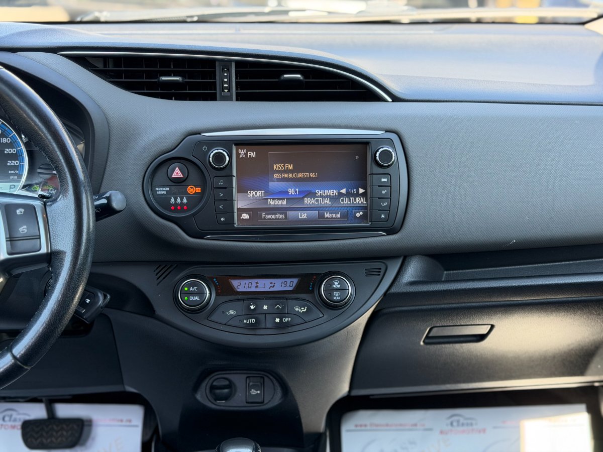 Toyota Yaris 2016 1.5 VVT-i HSD Dynamic - foto 15