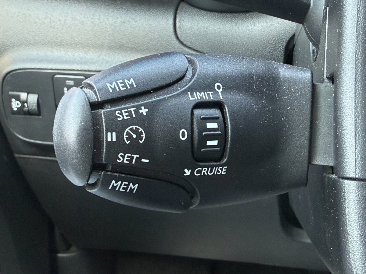 Citroën C3 2018 1.2 PureTech S&S EAT6 Shine - foto 28