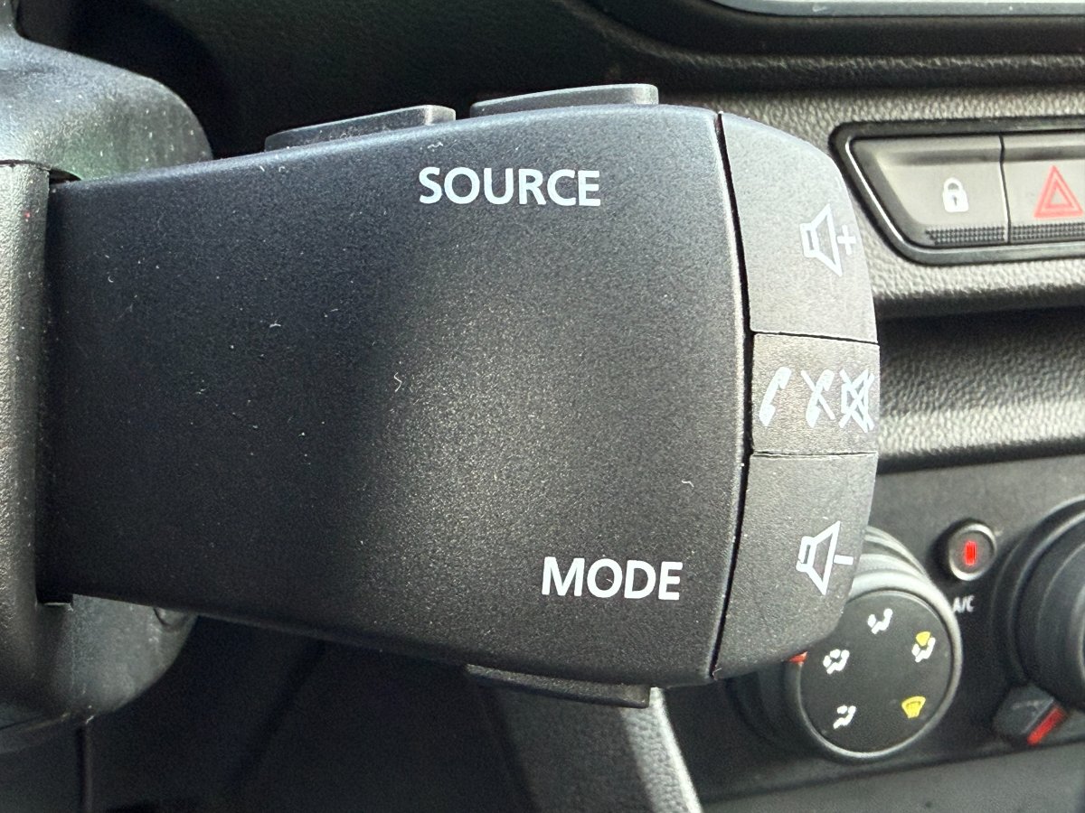 Dacia Logan 2022 TCe 90 MT6 Comfort - foto 19