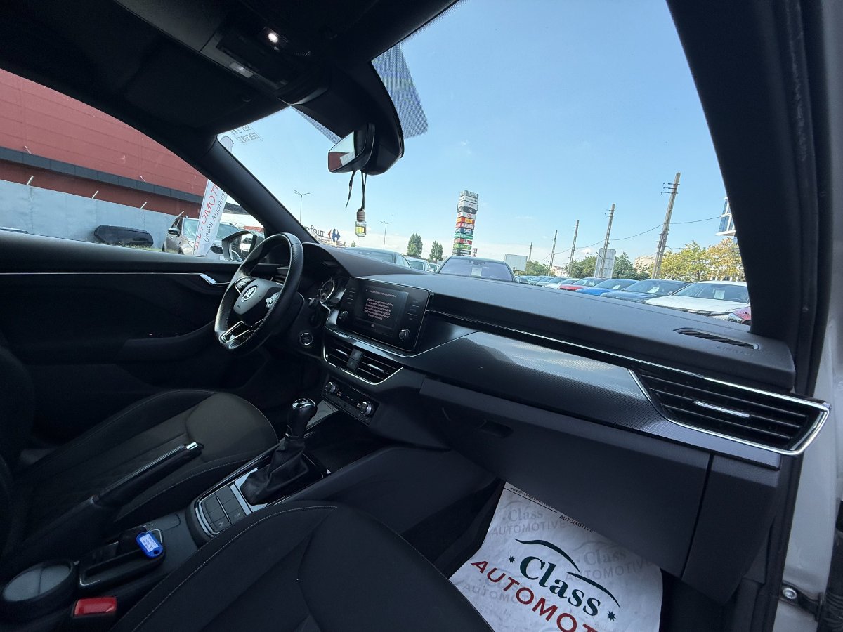 Skoda Kamiq 2021 1.0 TSI DSG Style - foto 12