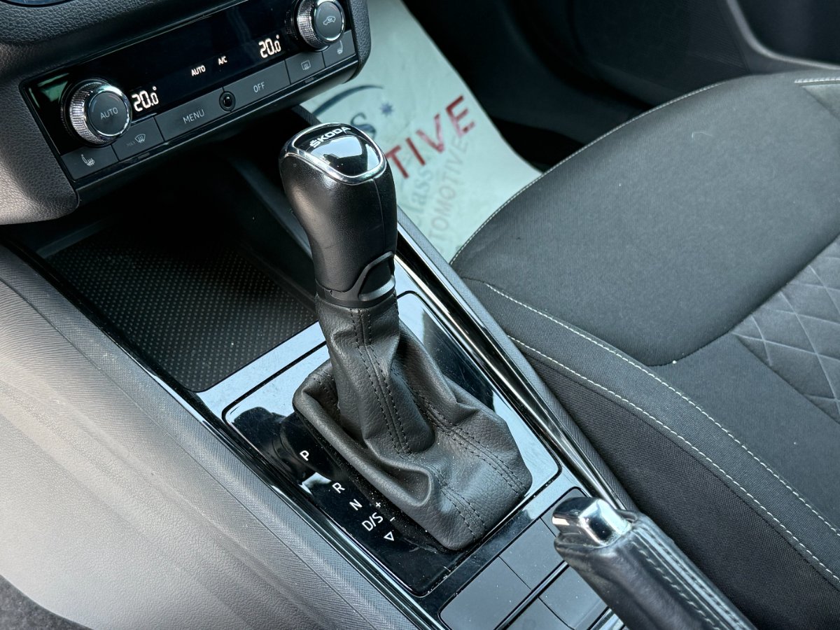 Skoda Kamiq 2021 1.0 TSI DSG Style - foto 8
