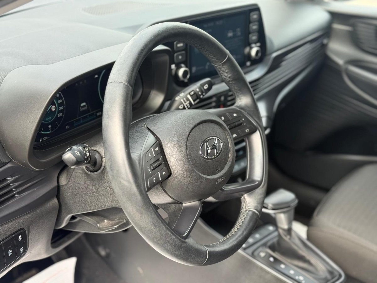 Hyundai i20 2021 1.0 l T-GDi MHEV 100CP 7DCT 5DR Led Line - foto 21