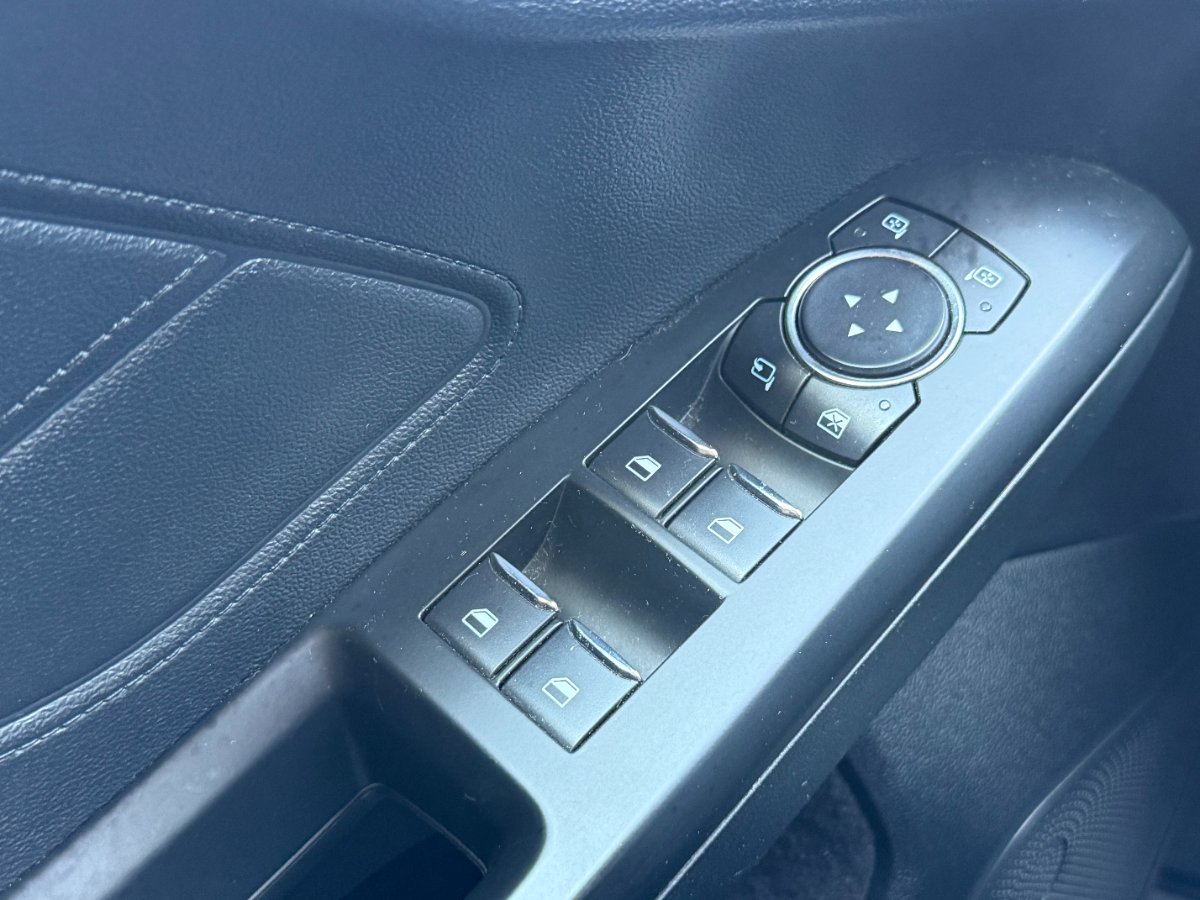 Ford Focus 2019 1.5 EcoBlue Titanium - foto 19