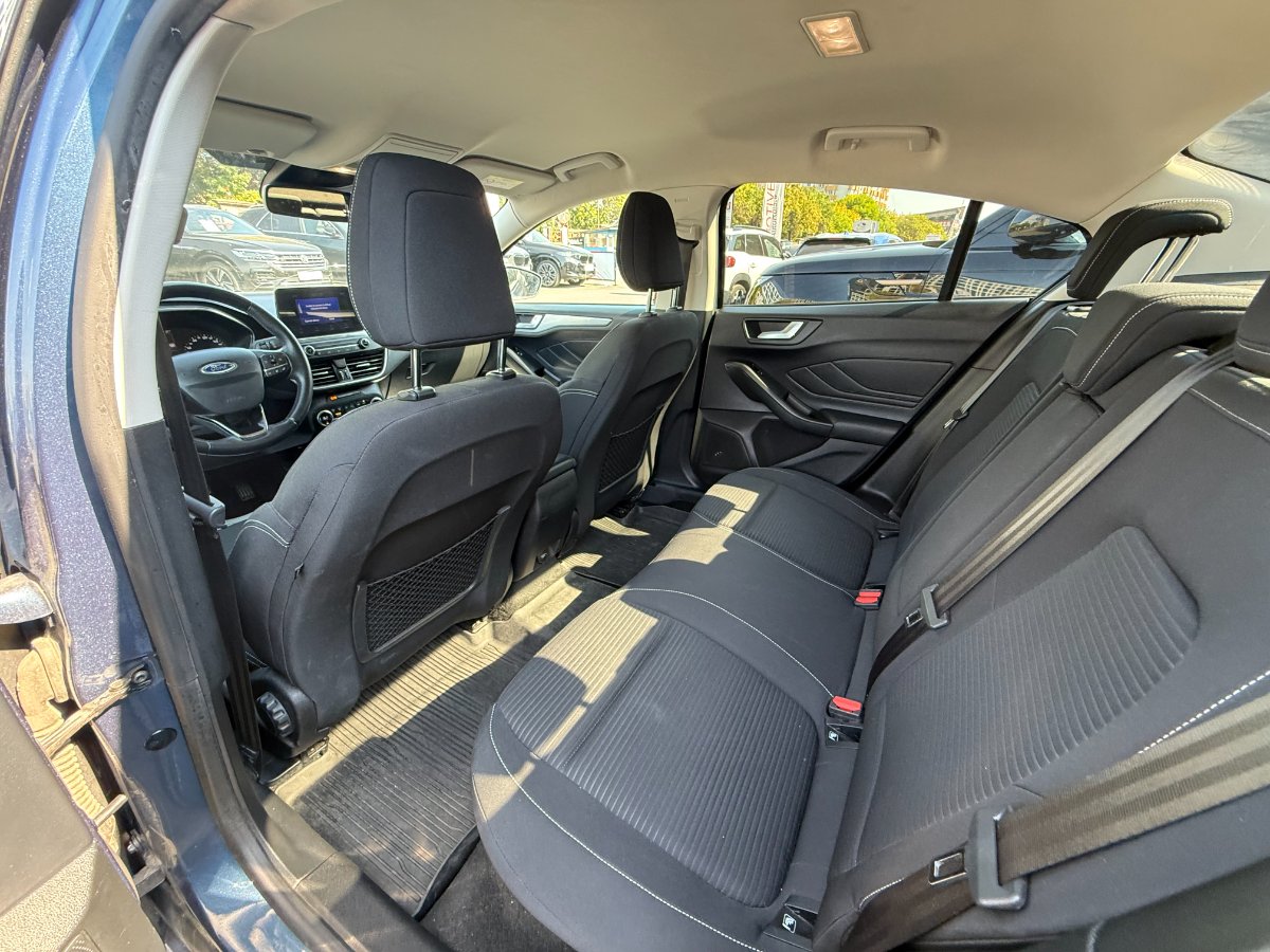 Ford Focus 2019 1.5 EcoBlue Titanium - foto 8