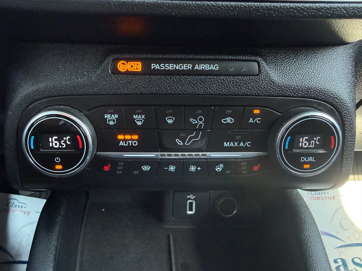 Ford Focus 2019 1.5 EcoBlue Titanium - foto 25