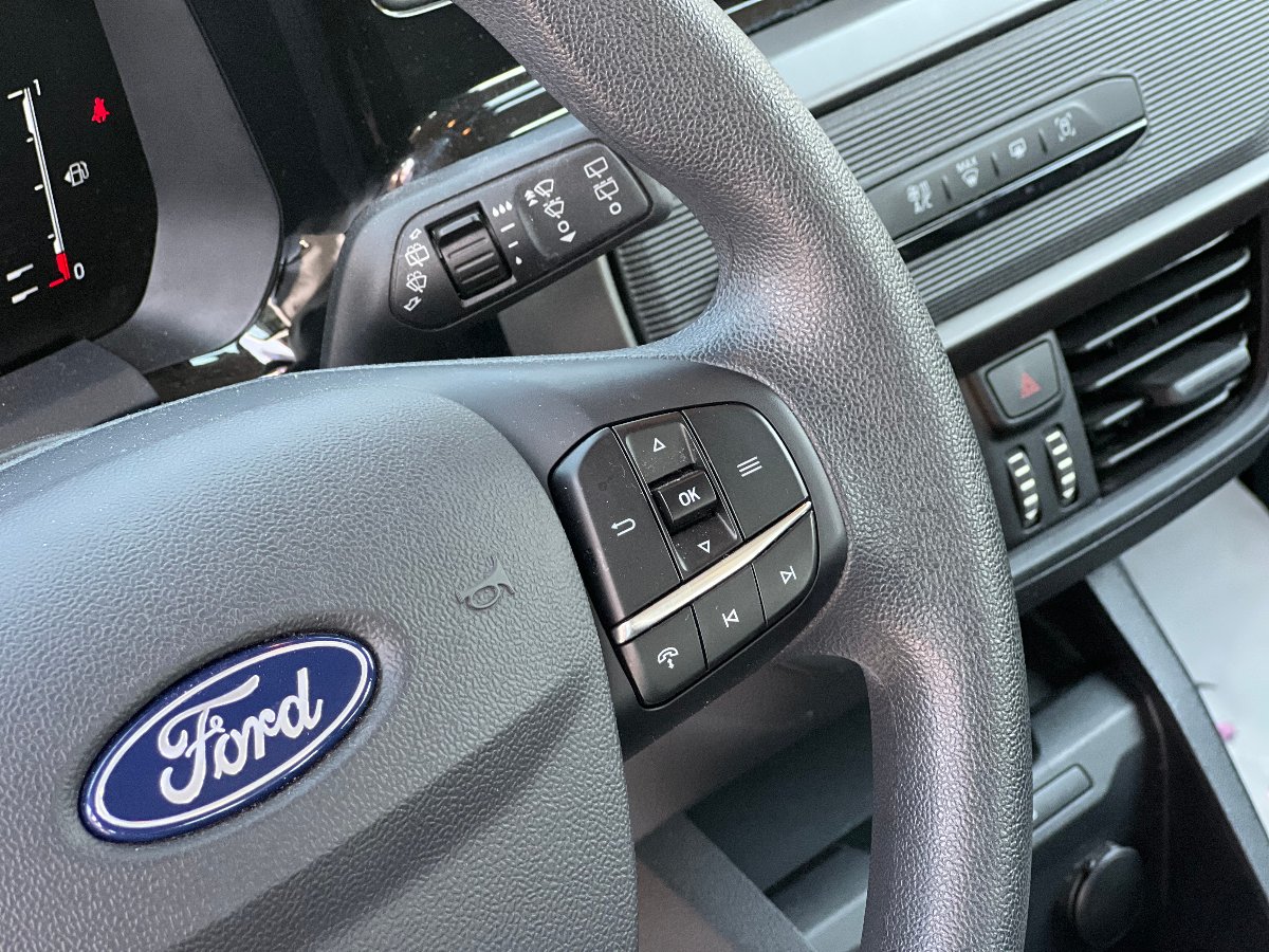 Ford Tourneo Courier 2024 Ford Tourneo Courier 1.0 EcoBoost 125 CP Titanium - foto 12