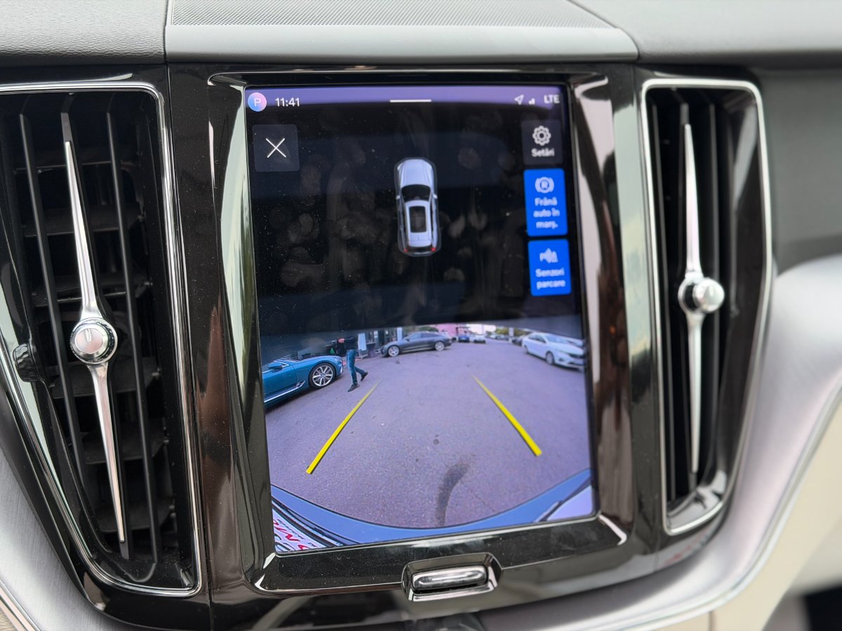 Volvo XC60 2021 - foto 28