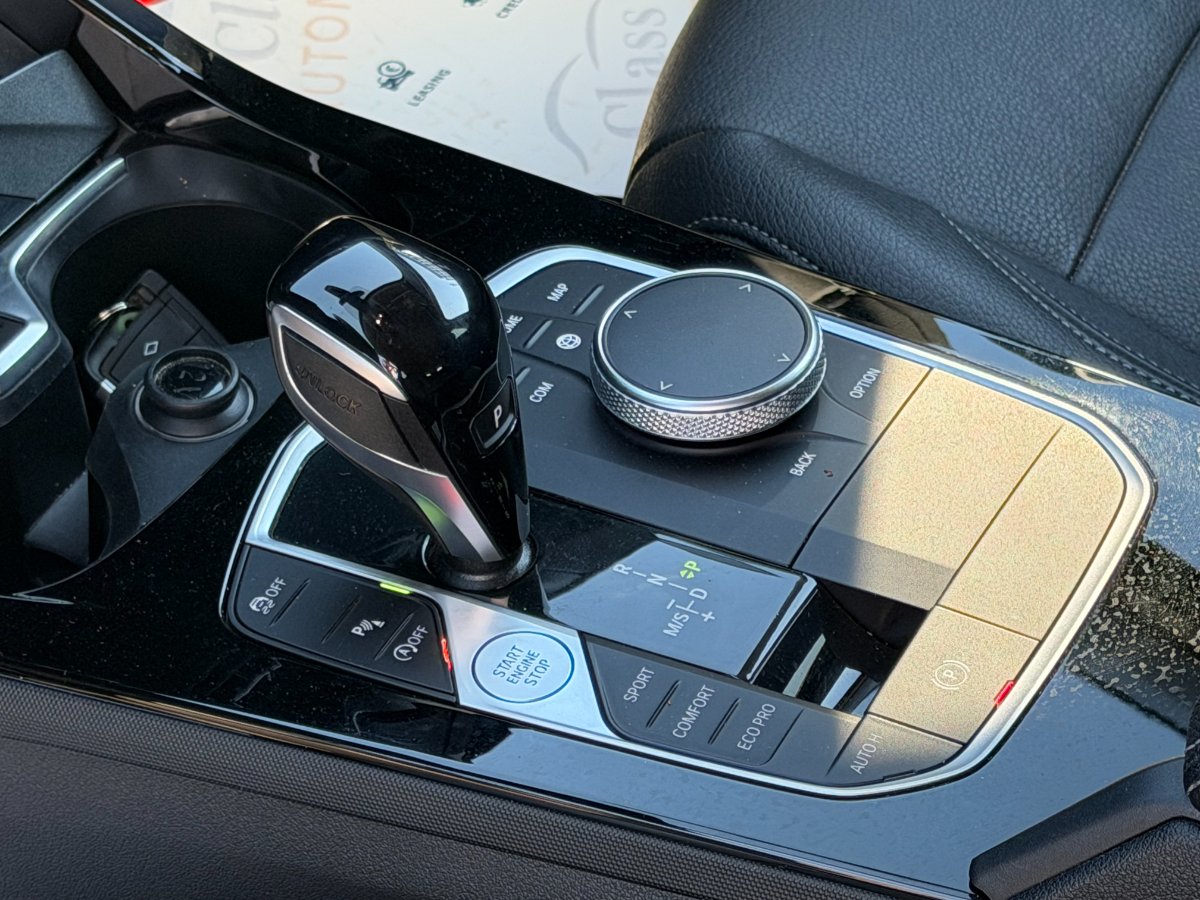 BMW Seria 1 2023 118i - foto 15
