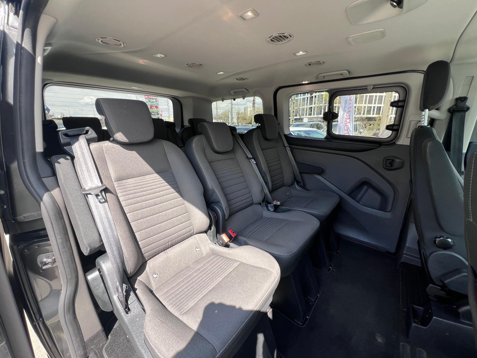 Ford Tourneo Custom 7+1 - GARANTIE FORD 2027 - foto 9