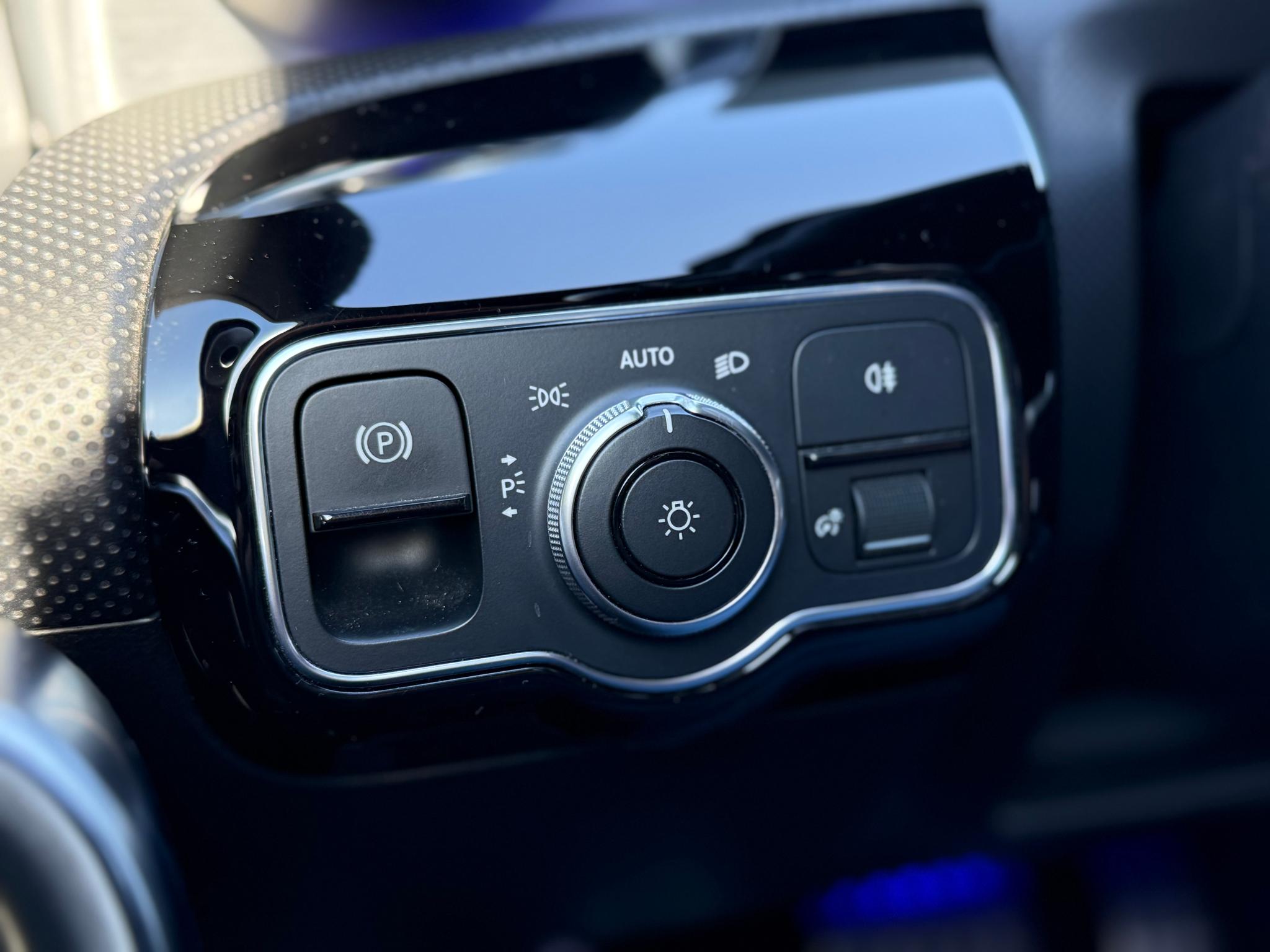 Mercedes-Benz CLA 180 2019 d Coupe - foto 25