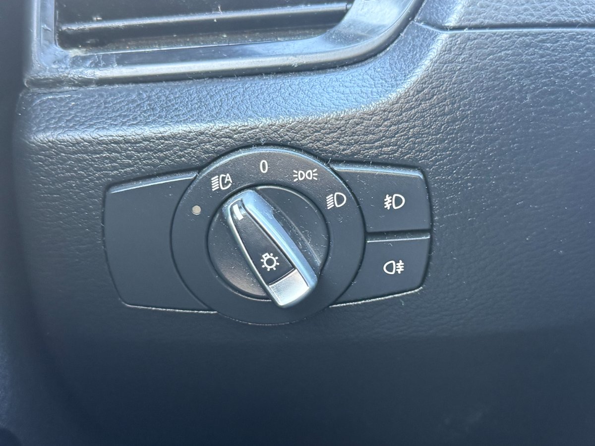 BMW X1 2015 xDrive18d - foto 15