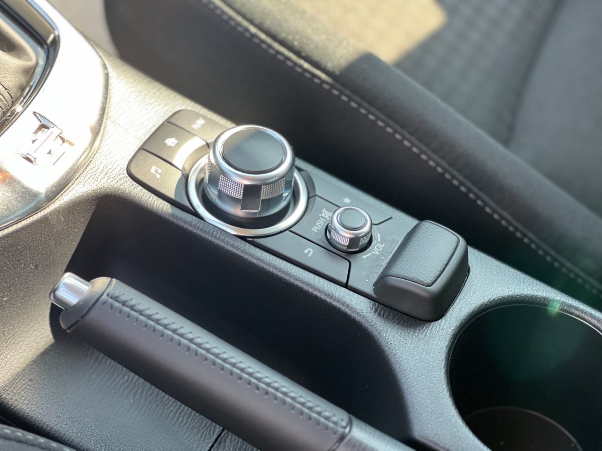 Mazda 2 2019 G90 AT Challenge - foto 20