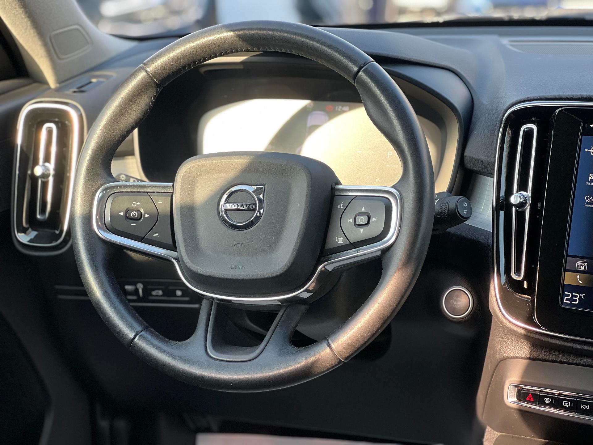 Volvo XC 40 - foto 10