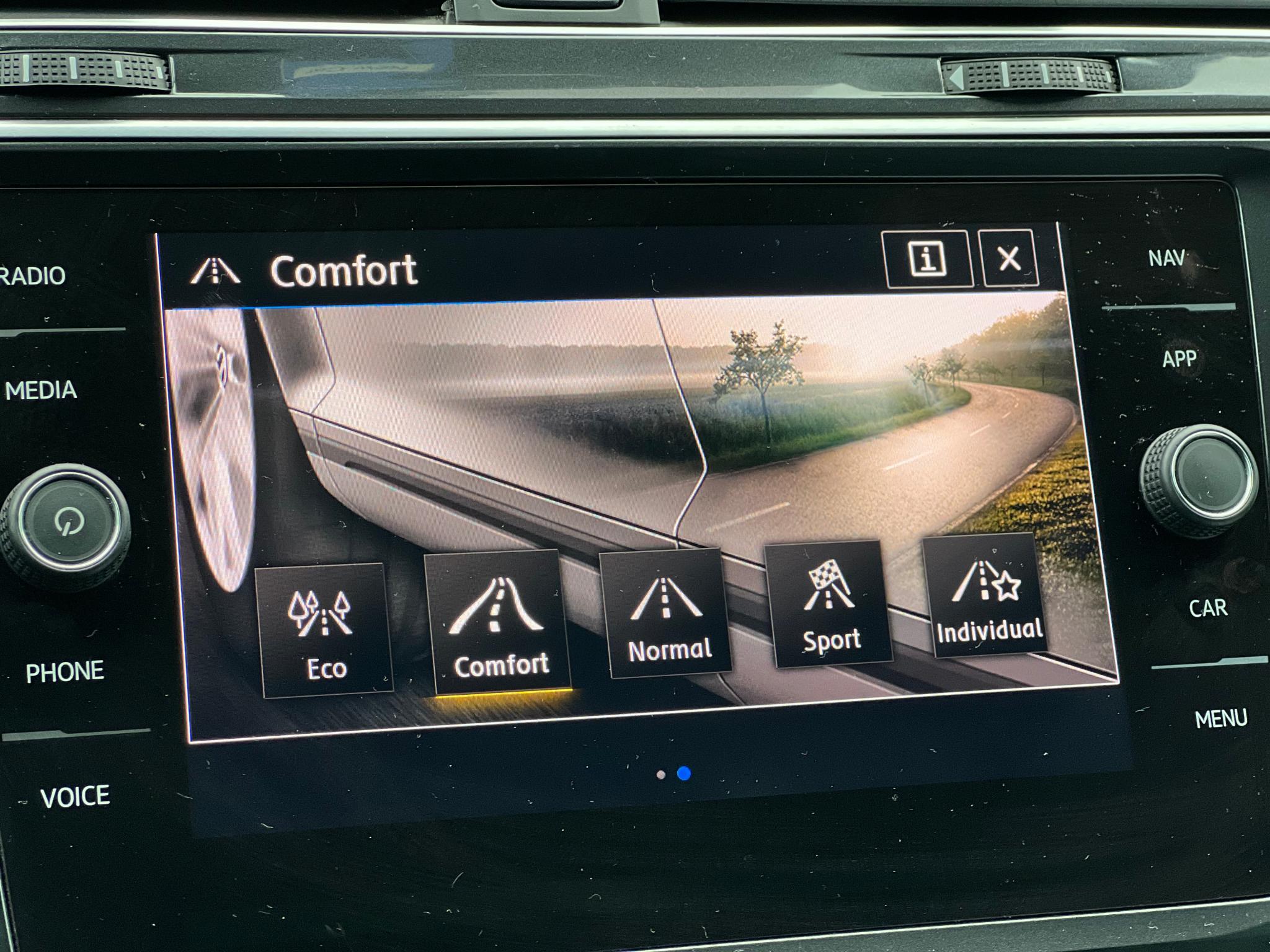 Volkswagen Highline - 4 Motion - 2017 - 240 CP - foto 27