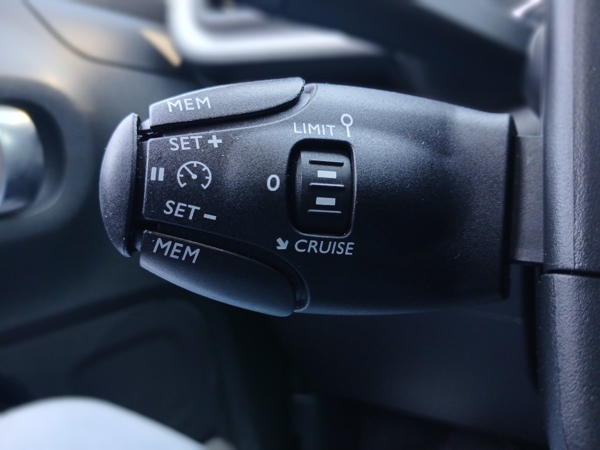 Citroën C3 2023 1.2 PureTech S&S EAT6 Shine - foto 10