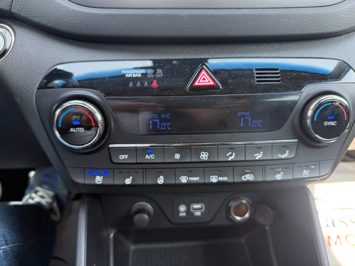 Hyundai TUCSON 2018 1.6 T-GDi 4WD 7DCT Luxury Pack+ - foto 23