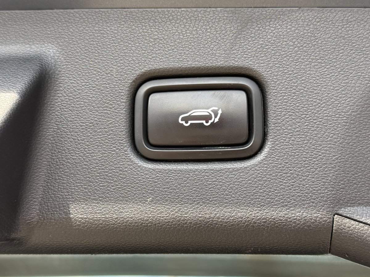 Hyundai TUCSON 2021 1.6 l 215 CP 4WD 6AT HEV Luxury - foto 21