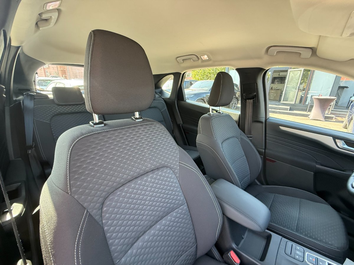 Ford Kuga 2022 1.5 EcoBlue A8 FWD Titanium - foto 20
