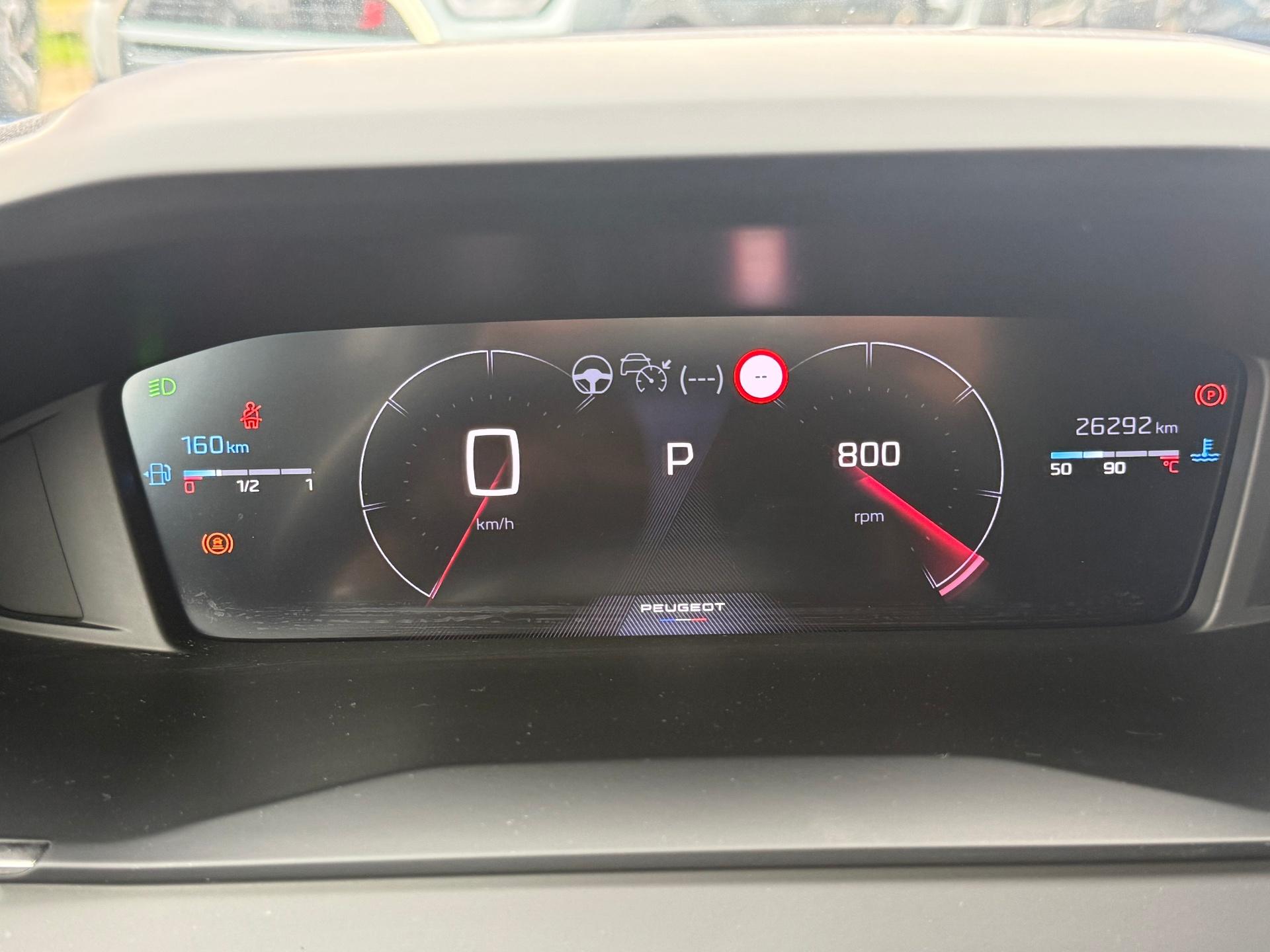 Peugeot 2008 2024 1.2 automat 130 CP - foto 17