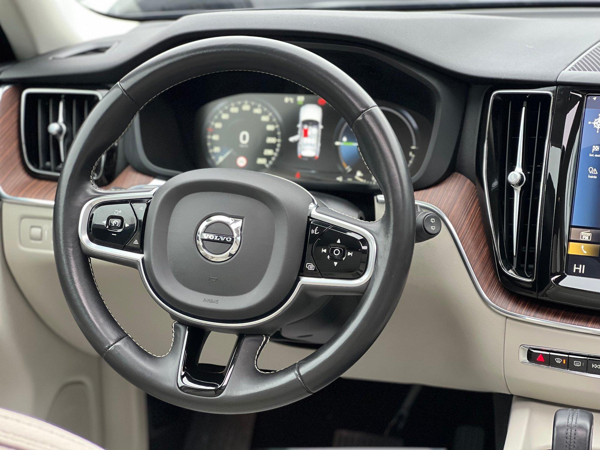 Volvo XC60 2020 T8 Twin Engine AWD Inscription - foto 17
