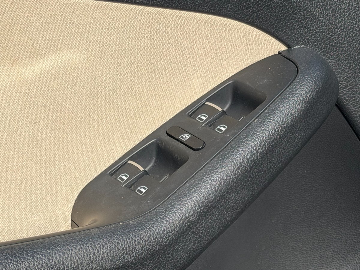 Volkswagen Jetta 2013 1.4 TSI Comfortline - foto 12