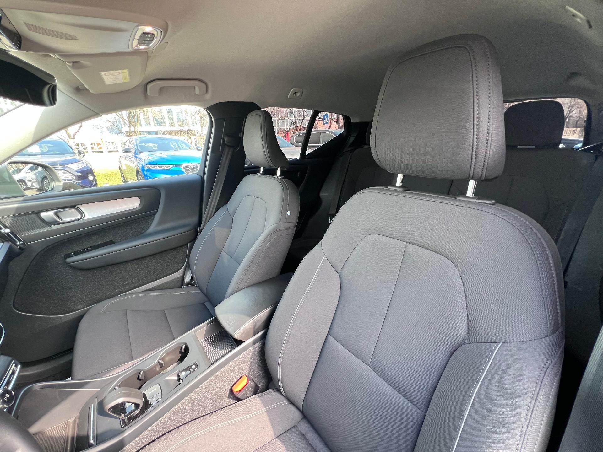 Volvo XC40 2021 Recharge T4 Twin Engine AT7 Inscription Expression - foto 21