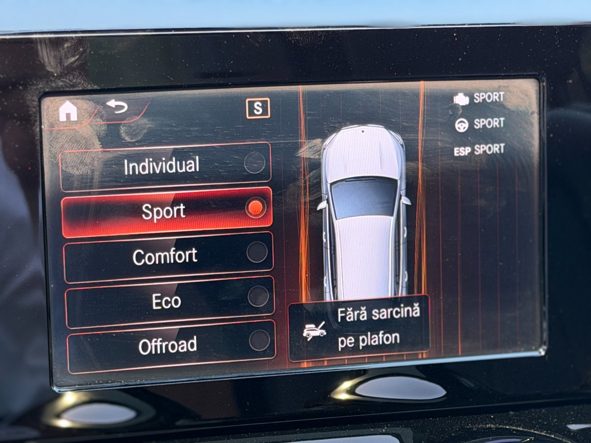Mercedes-Benz GLA Clasa GLA 2023 200d 4Matic - foto 17