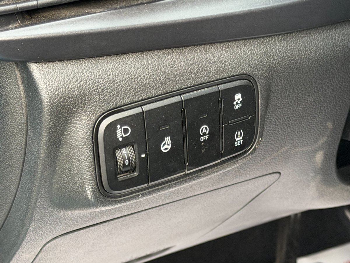 Hyundai BAYON 2021 1.0 T-GDI M-Hybrid 100 CP 7DCT Led Line - foto 13