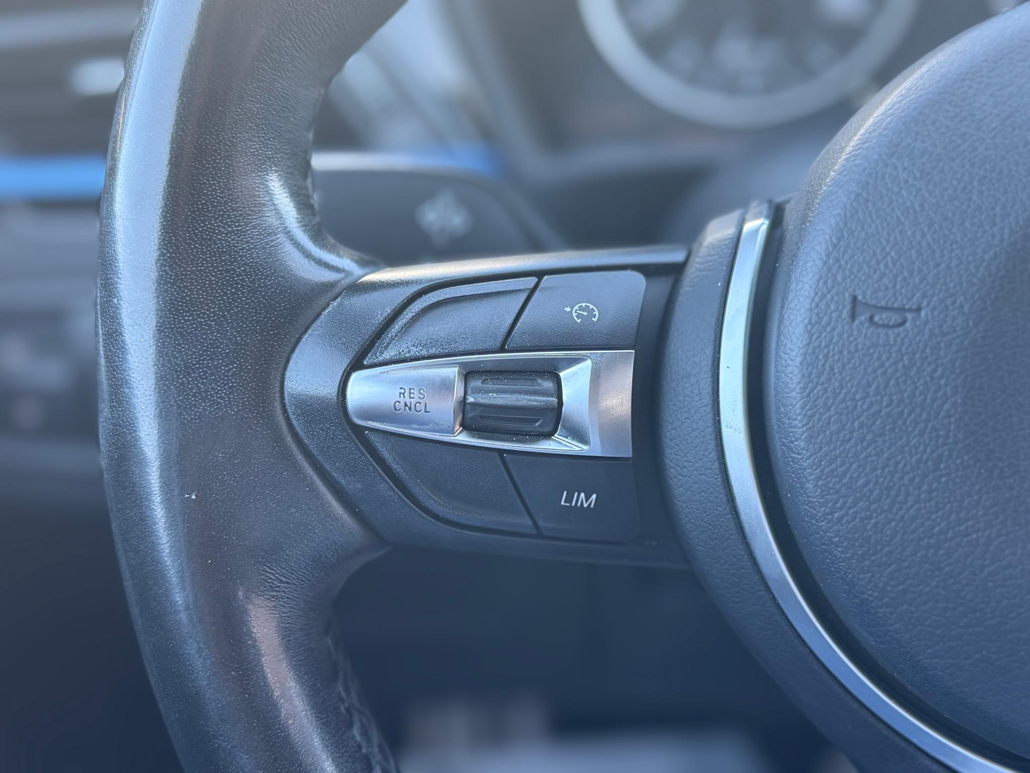 BMW X1 2017 sDrive18d AT - foto 38