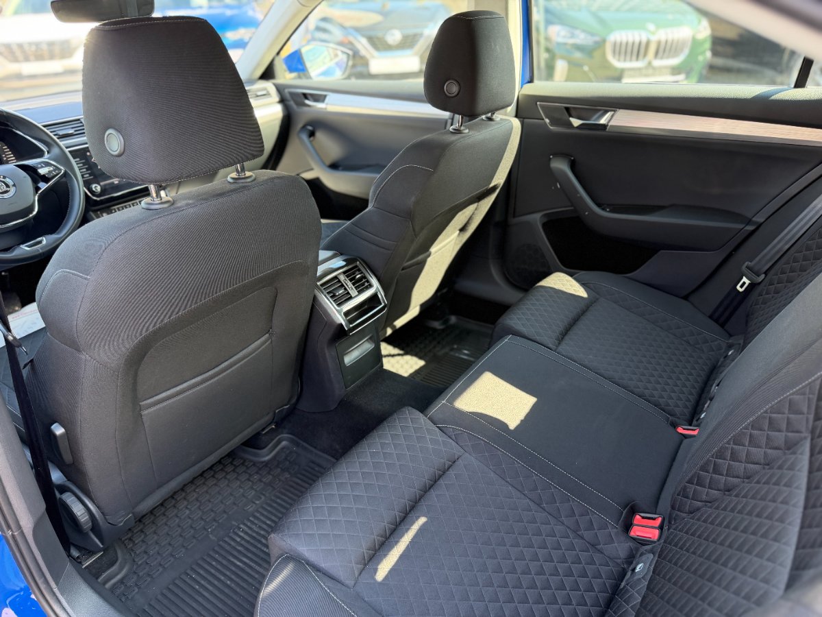 Skoda Superb 2023 2.0 TDI DSG Style - foto 10