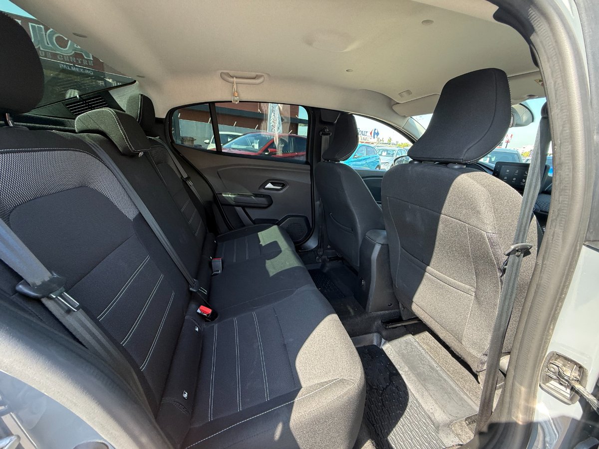 Dacia Logan 2024 TCe 90 CVT Prestige - foto 18