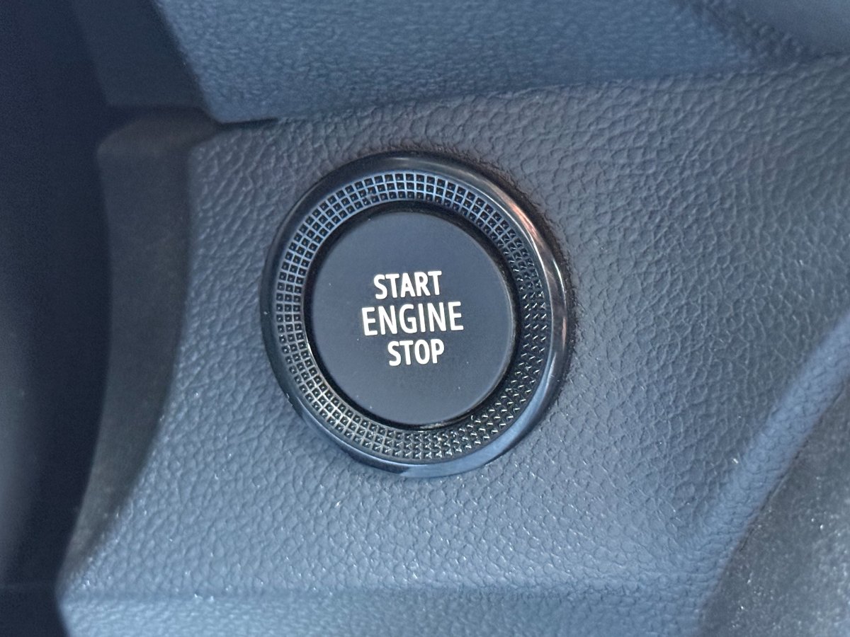 Dacia Logan 2024 TCe 90 CVT Prestige - foto 25