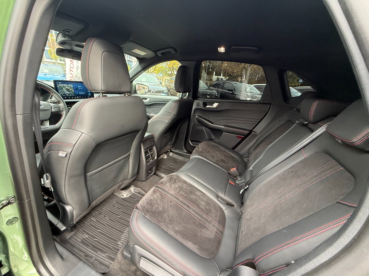 Ford Kuga 2023 2.5 Duratec AWD FHEV ST-Line X - foto 19