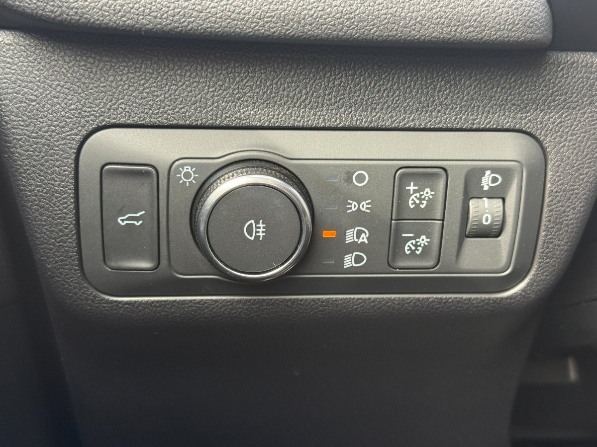 Ford Kuga 2023 2.5 Duratec AWD FHEV ST-Line X - foto 35