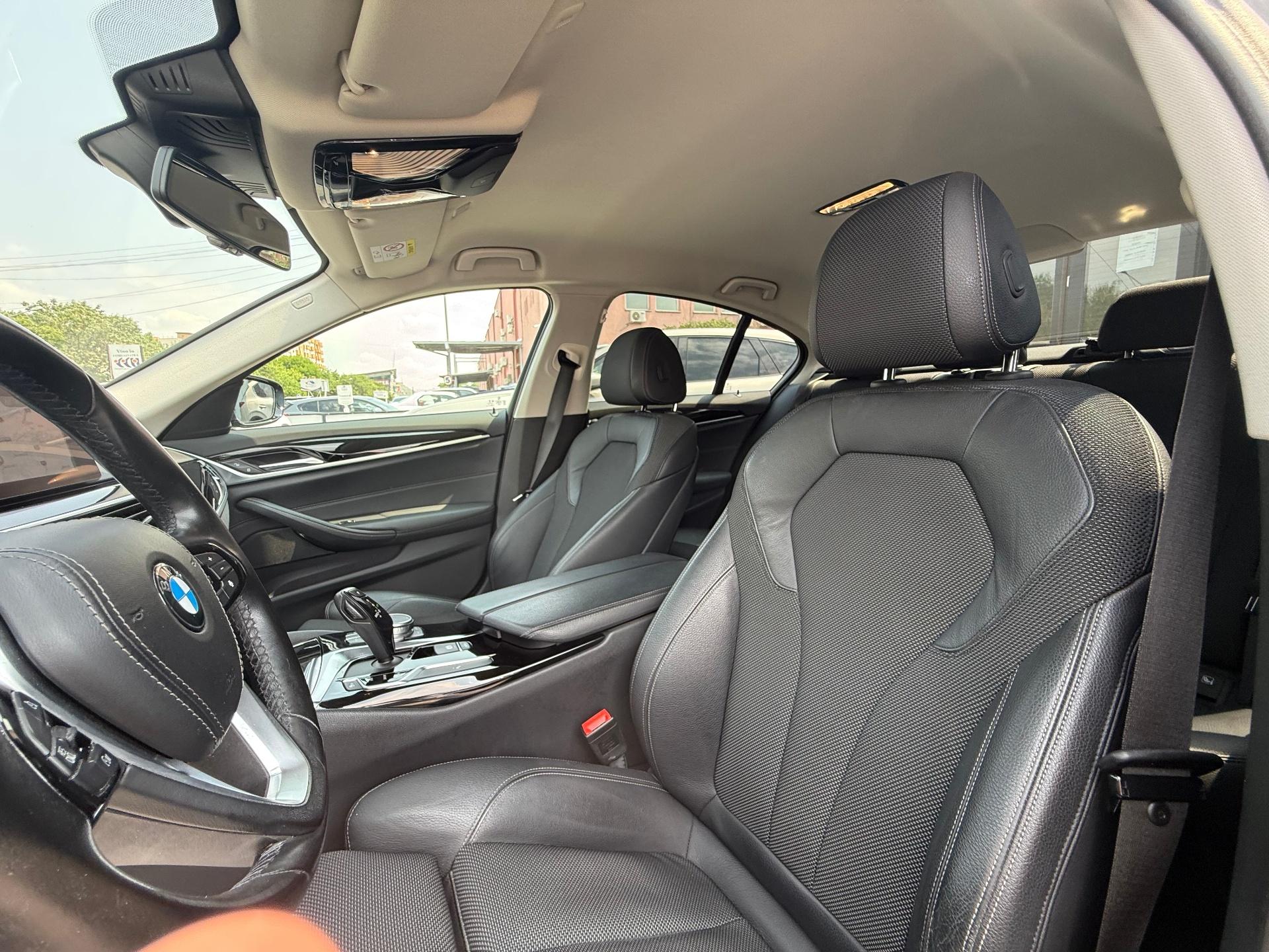 BMW Seria 5 2019 2.0 Diesel 520D Sport Line 190 CP - foto 28