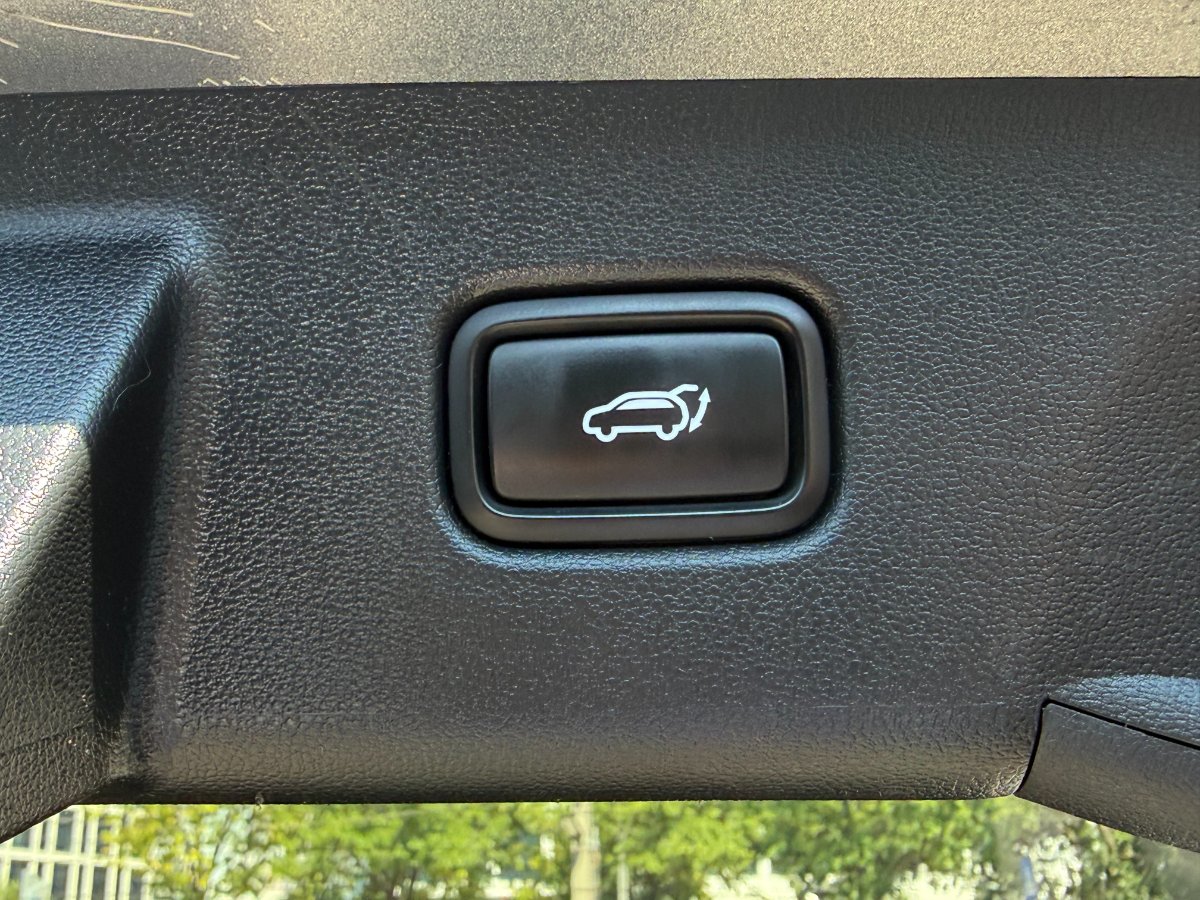 Hyundai TUCSON 2022 1.6 l MHEV 180 CP 4WD 7DCT Premium - foto 39