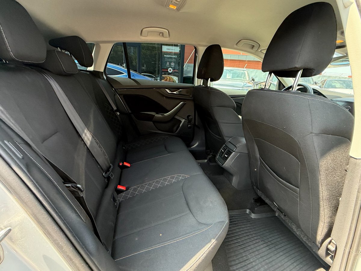 Skoda Scala 2020 1.6 TDI DSG Ambition - foto 10