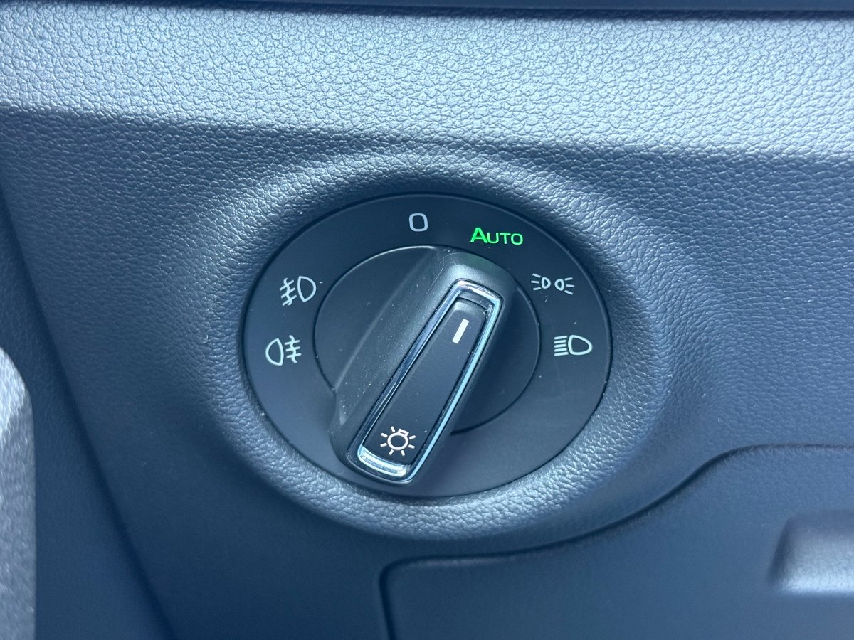 Skoda Kamiq 2020 1.5 TSI DSG Style - foto 18