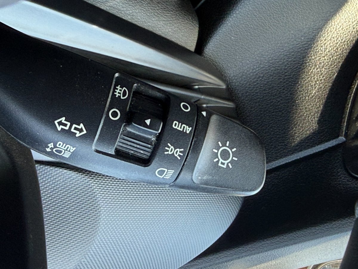 Hyundai BAYON 2021 1.0 T-GDI M-Hybrid 100 CP 7DCT Led Line - foto 27