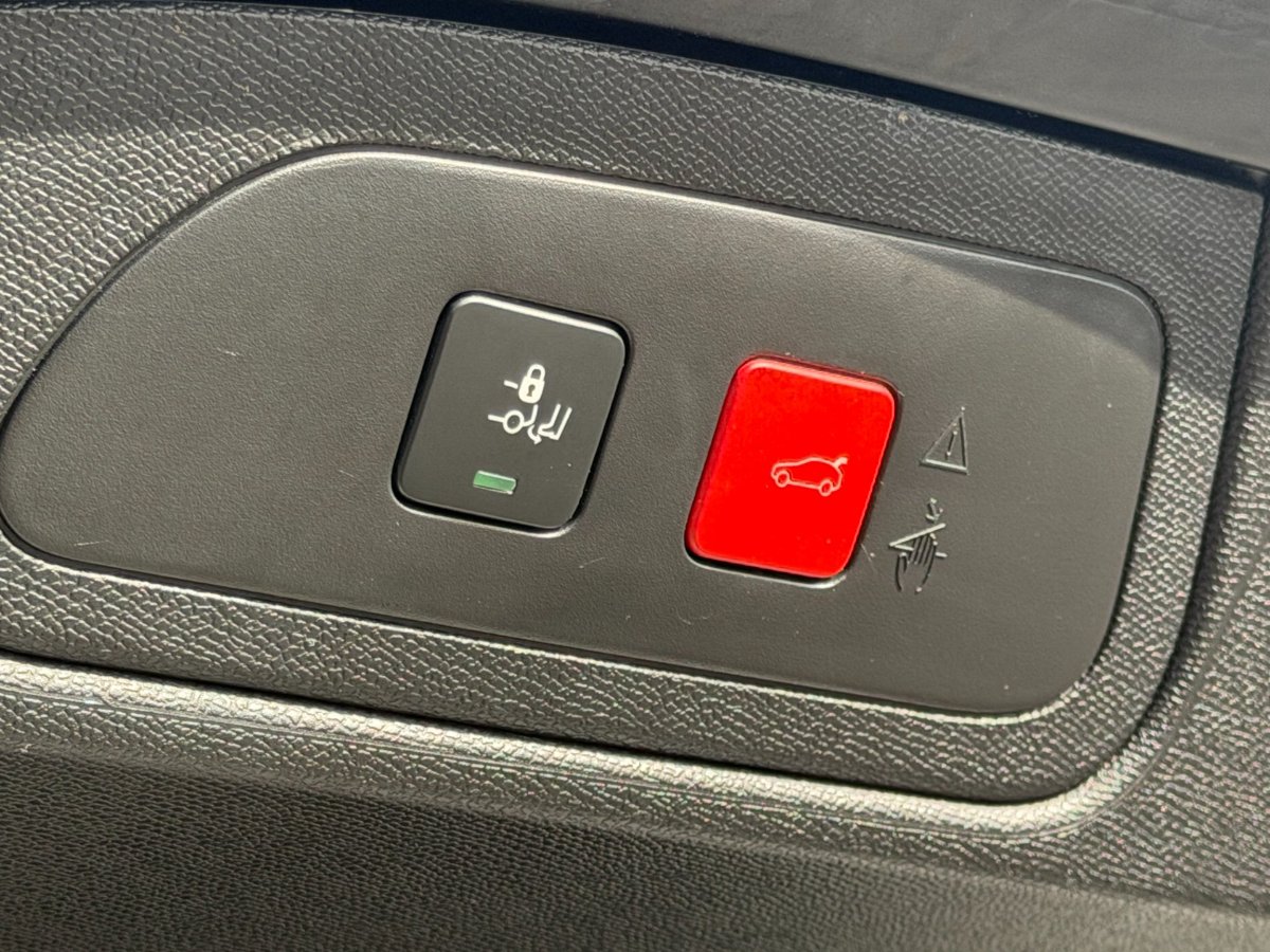 DS Automobiles PureTech 180 Aut. Performance Line + 2021 - foto 35