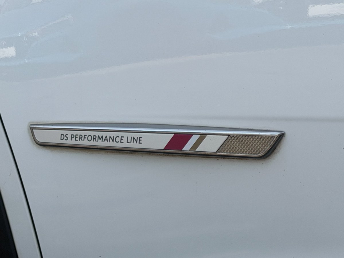 DS Automobiles PureTech 180 Aut. Performance Line + 2021 - foto 9